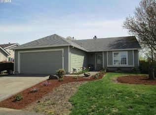 996 S 3rd Ct, Cornelius, OR 97113