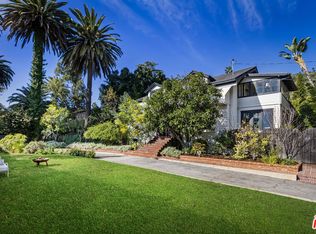 2004 La Brea Ter, Los Angeles, CA 90046