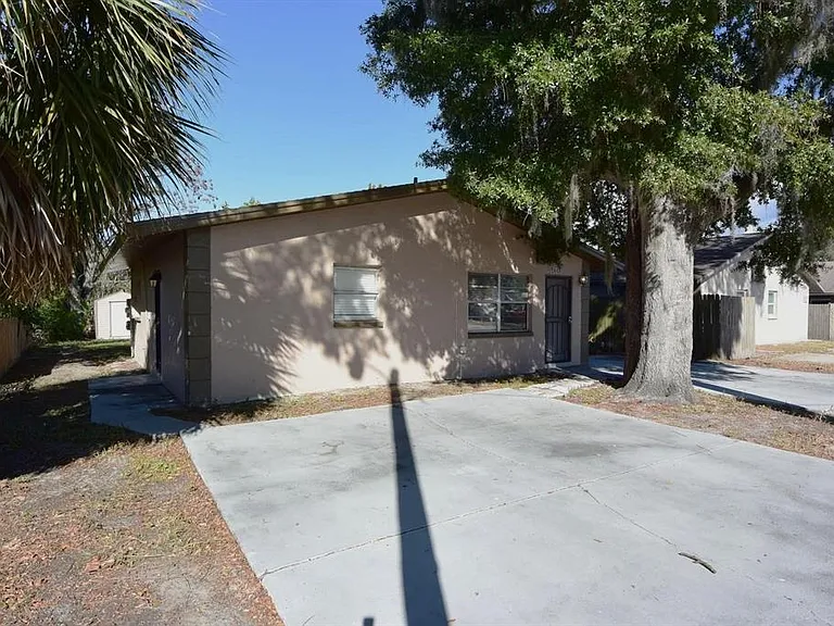 5845 Elm St — Photo 1