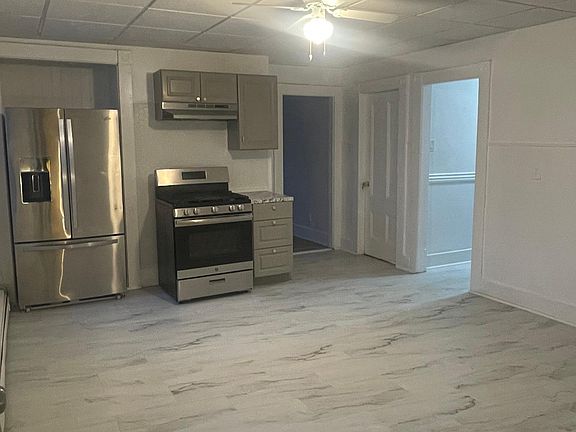 4th image of 7 Ashland Ave Floor 2