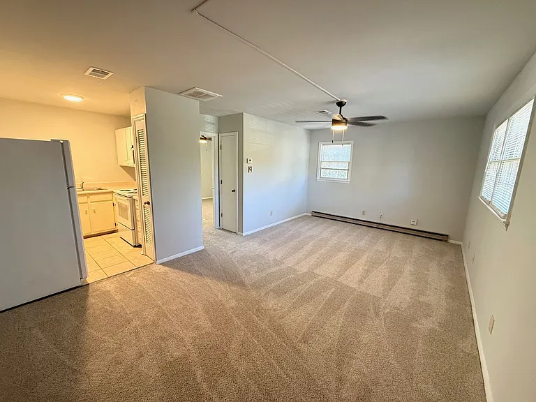 284 Bloomfield St — Photo 26