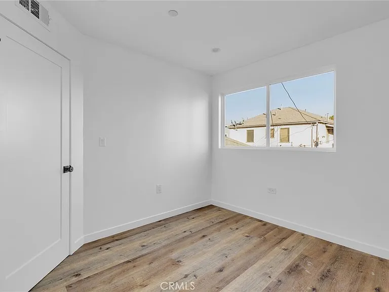 1736 Carmona Ave #A — Photo 7
