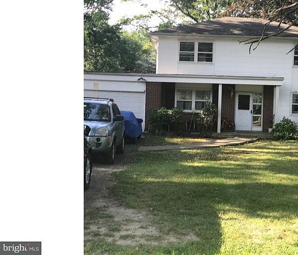 2nd image of 718 Big Oak Rd