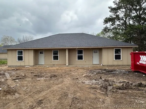 309 W Wilson Ave, Calera, OK 74730