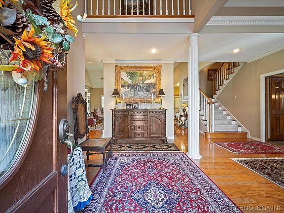 5th image of 637 Countrywood Way