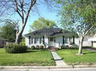 302 Live Oak St, Baytown, TX 77520