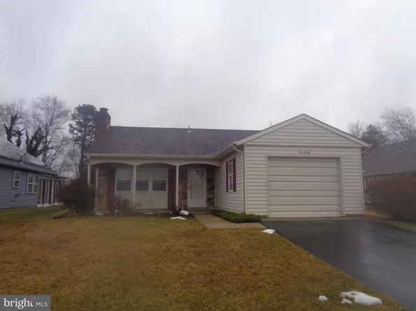 130 Dorchester Dr, Southampton, NJ 08088