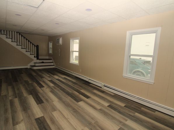 34-36 N Main St #2, Ellenville, NY 12428