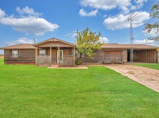 22461 E 1080th Rd, Clinton, OK 73601