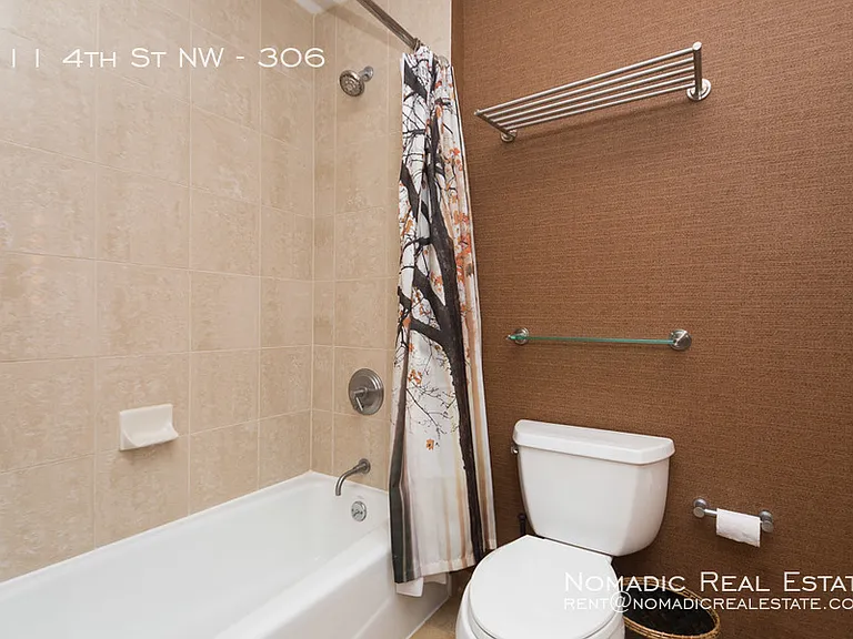 811 4th St NW #306 — Photo 16