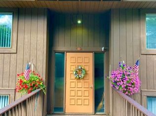 1461 Hillcrest Ave #30, Niles, OH 44446