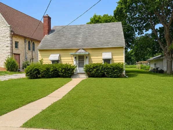 237 N Main St, Cottage Grove, WI 53527