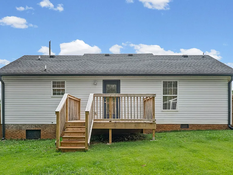 2815 Teakwood Dr — Photo 16