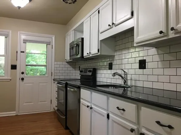 1109 Clague St, Ann Arbor, MI 48103