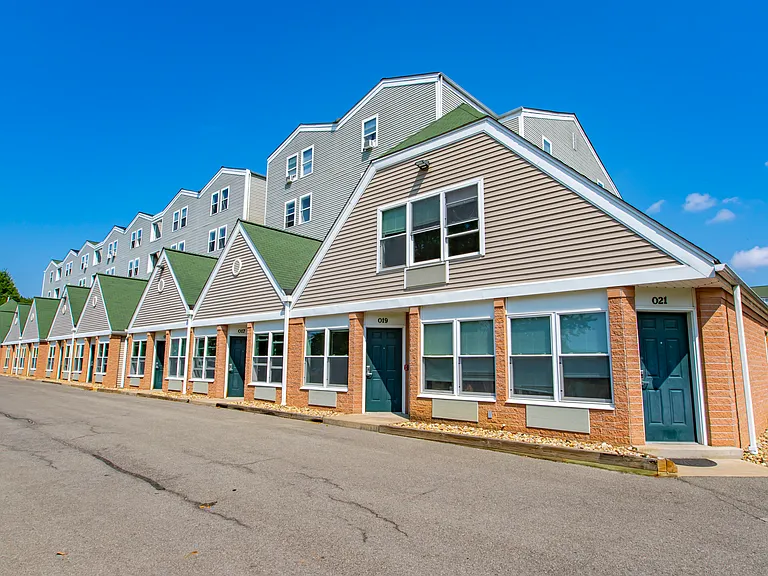 Campus Side Apartments — Photo 13