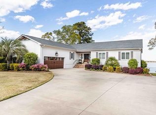 601 Santee Dr, Santee, SC 29142