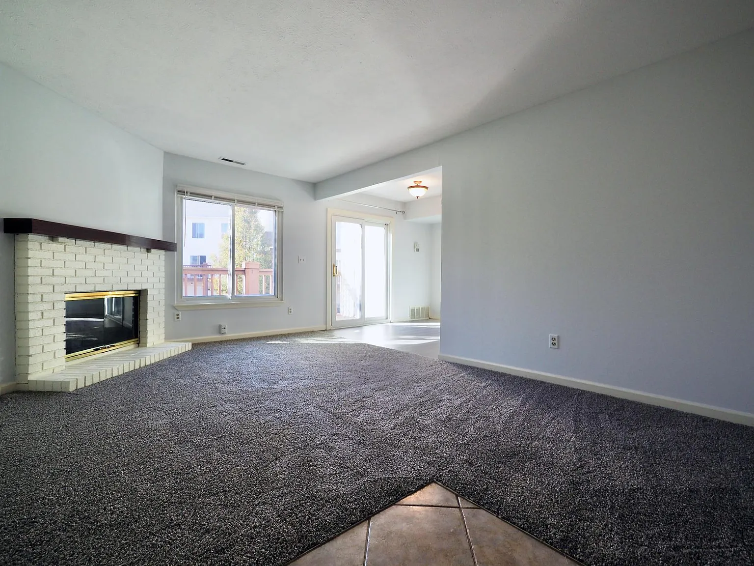 2 bed, 882 sqft, $1,550 — Photo 4