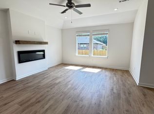 803 Heeler Ave, Lowell, AR 72745
