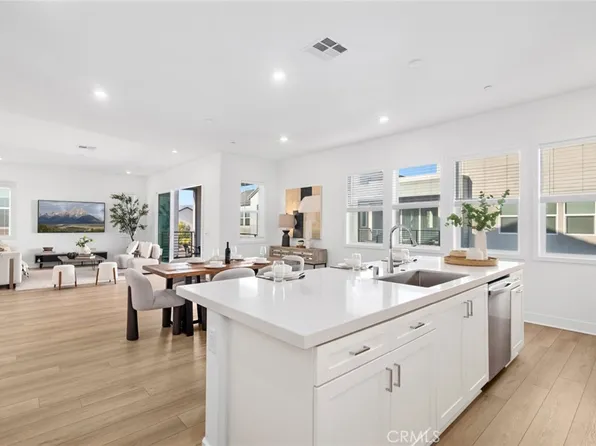 241 Proctor, Irvine, CA 92618