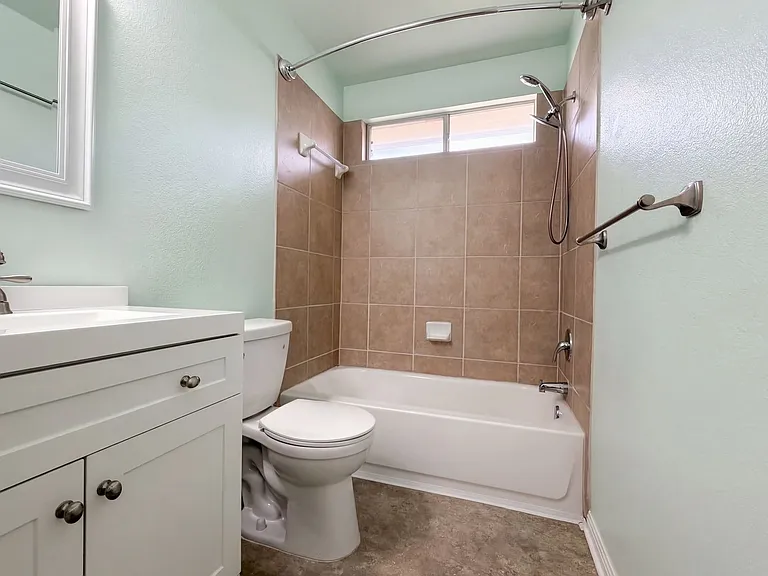 3949 Whisper Fld — Photo 2