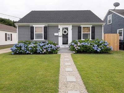 121 Fuller St, Pawtucket, RI, 02861