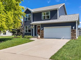 1329 Joshua Cir SE, Bondurant, IA 50035
