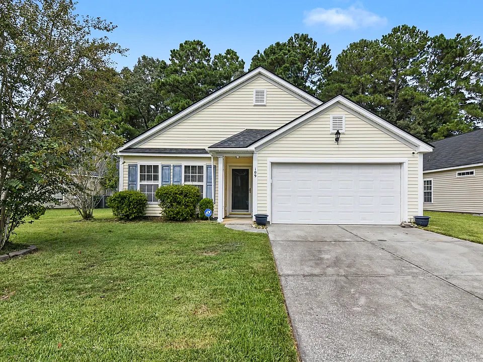 109 Larkspur Dr