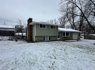 104 W Acacia Blvd, Battle Creek, MI 49015