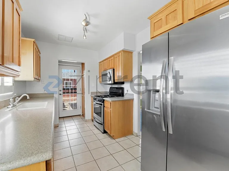 78 W Cambridge Ave — Photo 9