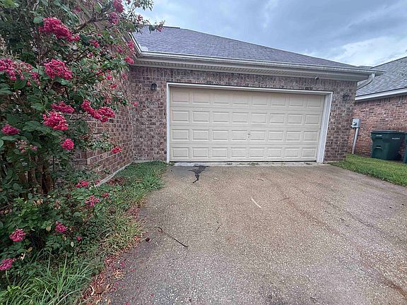 2nd image of 8010 Torrey Pines Cir