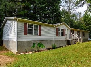 34 McGee Hill Rd, Fairview, NC 28730
