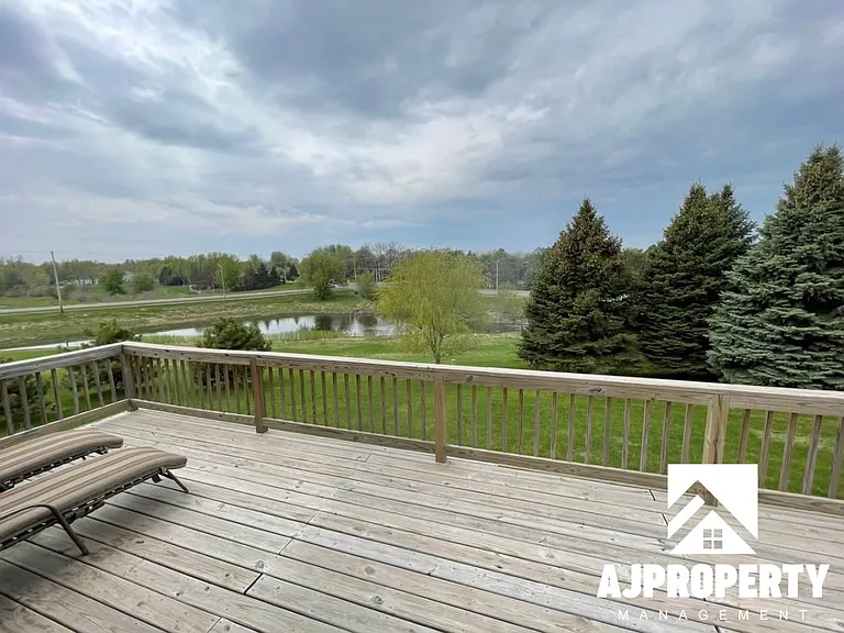 3105 S Dawley Cir — Photo 4