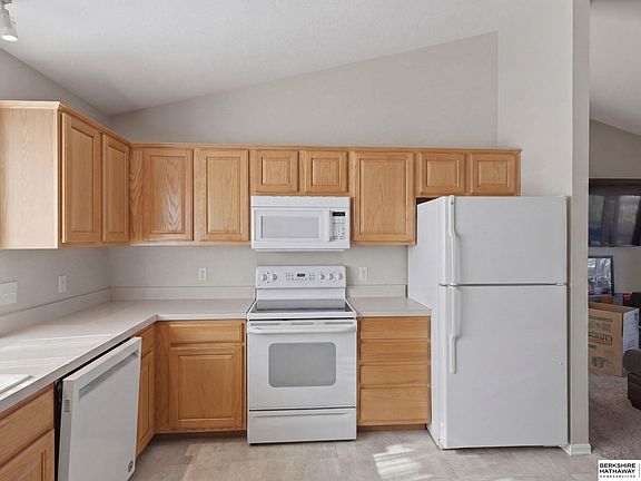 4th image of 8929 N 78th Avenue Cir