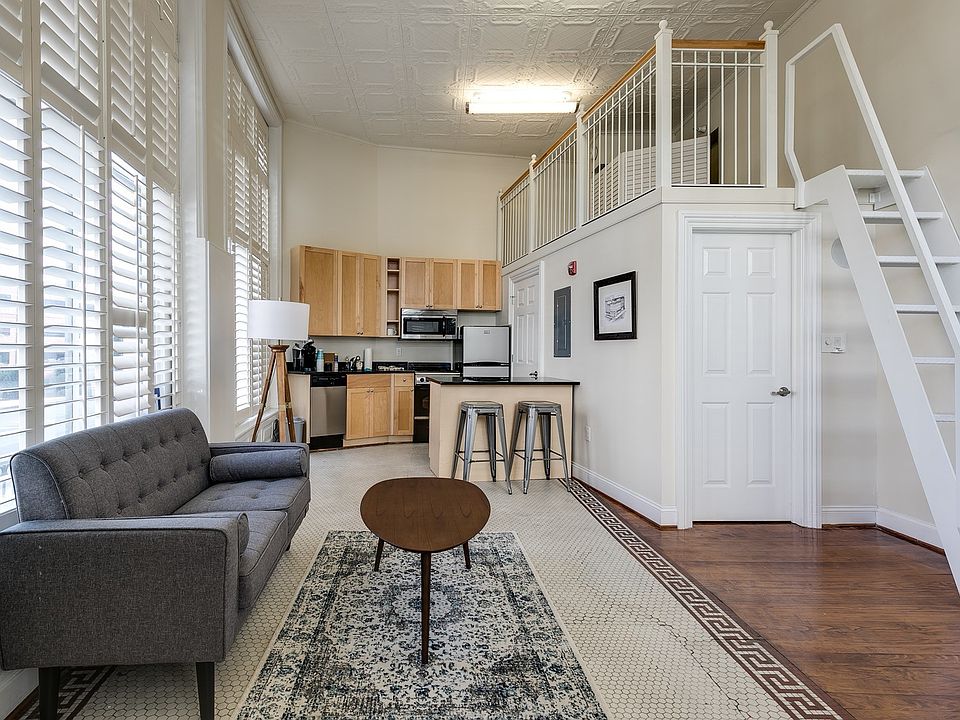 1st image of 1321 E Main St #209