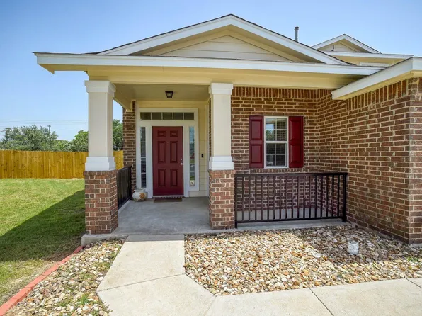410 S Hunting Lodge Ln, Bastrop, TX 78602