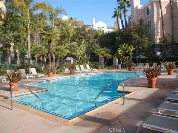 2253 Martin APT 212, Irvine, CA 92612