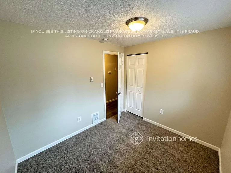 10311 D St E — Photo 13