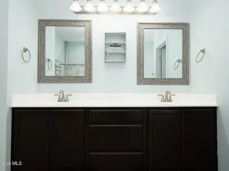 1202 Skipjack Ct — Photo 19