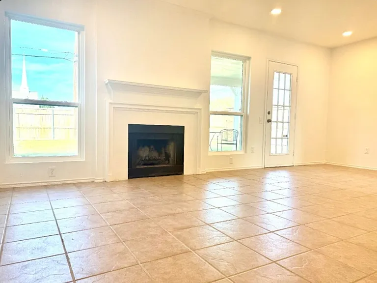 3400 Ramey Dr — Photo 12