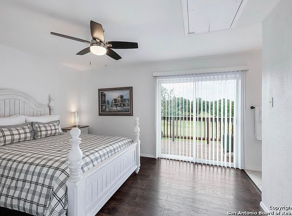 4th image of 7322 Oak Manor Dr APT 29