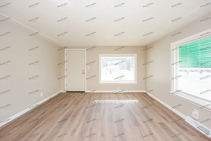 2709 Fackler Ave — Photo 5