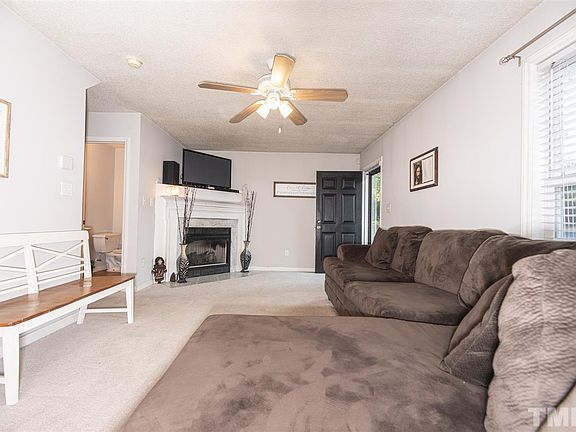 4th image of 2247 Violet Bluff Ct