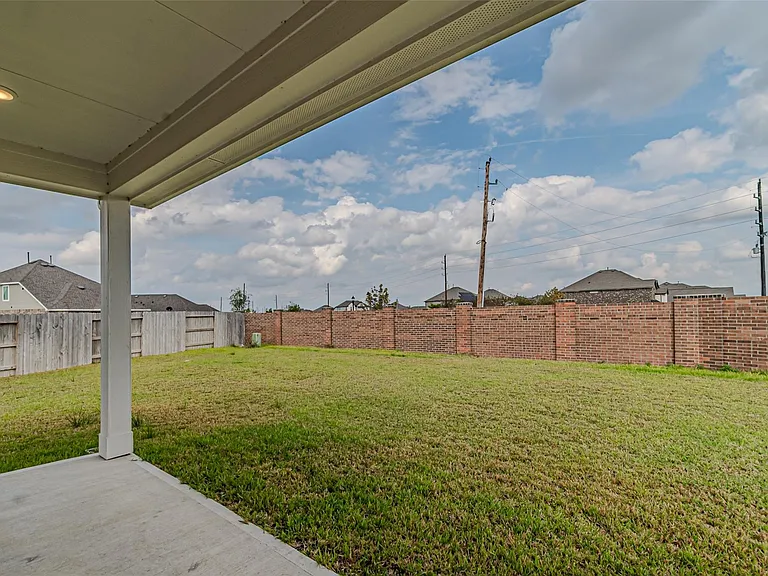 21606 Wave Hollow Dr — Photo 43