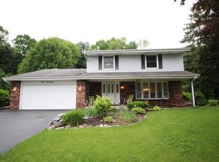 N76W14691 Northpoint Dr, Menomonee Falls, WI 53051