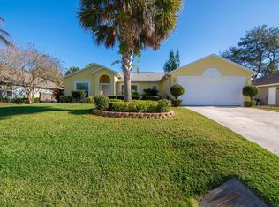 1366 Dewitt Ln, Sebastian, FL 32958