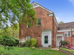 3623 Gunston Rd, Alexandria, VA 22302