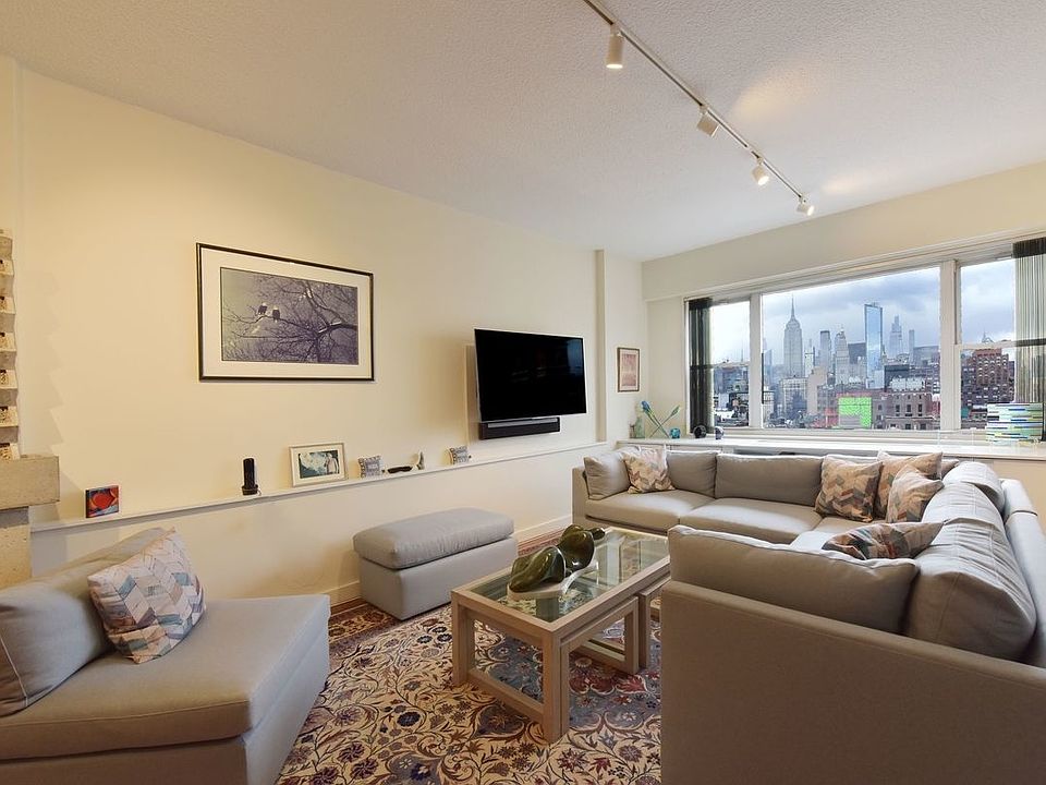 1st image of 60 E 8th St APT 22J