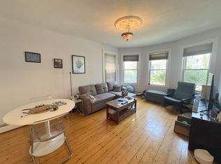 318 Columbia St #1, Cambridge, MA 02141