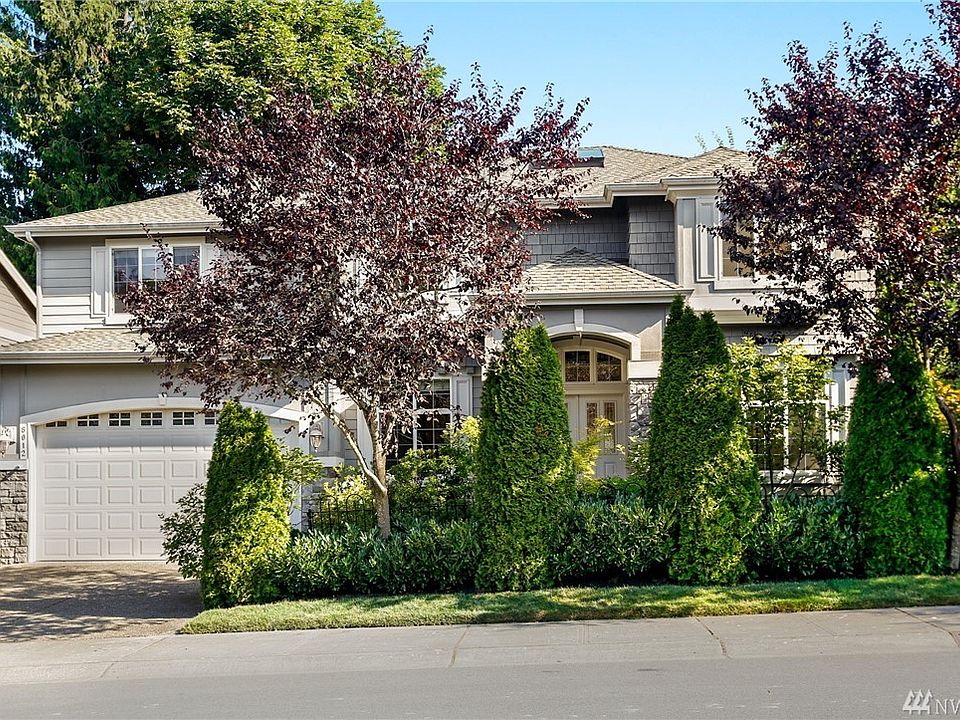 1st image of 8012 NE 147th Ln