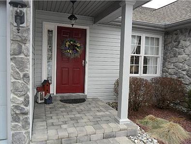 3rd image of 267 Creek Dr